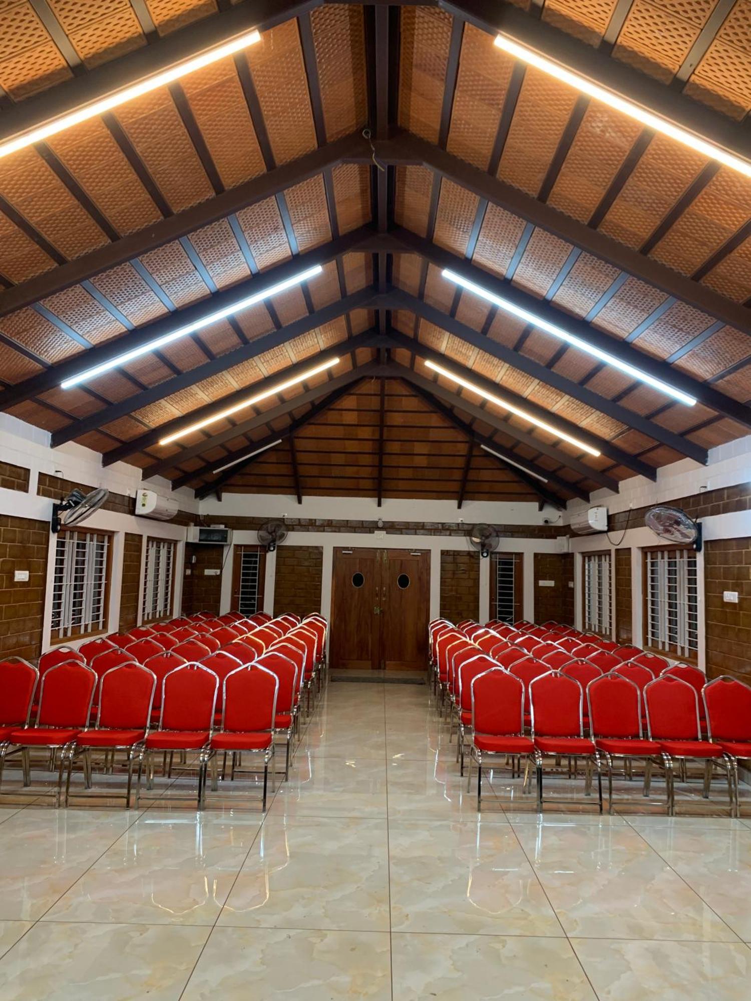 Love Green Resorts Palladam Экстерьер фото